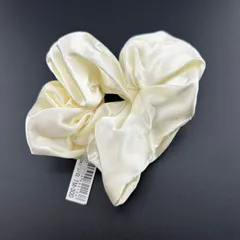 【新品】ヘアアクセサリー ヘアゴム シュシュ  ホワイト 小さめ◆