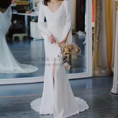ウエディングドレス ロングドレス 結婚式 二次会 花嫁 白 スレンダーライン トレーンドレス スリット 袖あり 長袖 Vネック 背中開き セクシー シンプル CCLF1104P040
