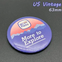 缶バッジ アメリカ 輸入 雑貨 ビンテージ 『 BCパークス モア トゥ エクスプローラーロゴ 』 当時物 ヴィンテージ バッチ ピンバッチ ※ メッセージ ノベルティー 広告 レトロ ( BAT2029 )