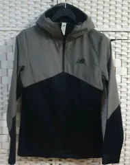 ニューバランス フード ハーフ ジップアップ ウィンドブレーカー グレー/ブラック
