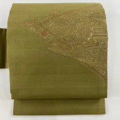 【美品】 名古屋帯 秀品 紬地 蝶 草花 刺繍 金彩 鶯色 正絹 【中古】