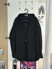 KARA（カラ）ディテール ツーウェイ ジッパー ウィンドブレーカー ブラック 黒色