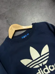 L)アディダス ネイビー スウェット