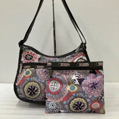 5584　LeSportsac レスポートサック　レディース　ナイロン　クラシックホーボー　ショルダーバッグ　ワンショルダー　肩がけ　斜めがけ　クロスボディ　花柄　総柄