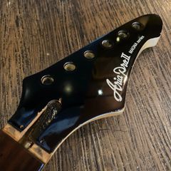 Item thumbnail for item 97bdc235-070c-400c-9245-0c90abadb688