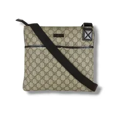 グッチ　GUCCI クロスボディバッグ　ショルダーバッグ　GGスプリーム　ベージュ　ブラウン　PVCレザー　141626