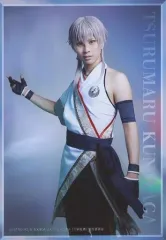 【中古】生写真(男性) 岡宮来夢(鶴丸国永)/膝上・キャラクターショット/「ミュージカル『刀剣乱舞』 鶴丸国永 大倶利伽羅 双騎出陣 ～春風桃李巵～」ブロマイド ライブver.3