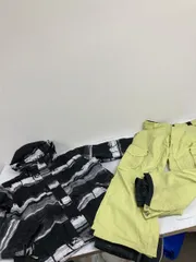 送料無料★BILLABONG ビラボン★スキーウェア 上下セット　スノーボードウェア★メンズ　M-Lサイズ　#71016skake