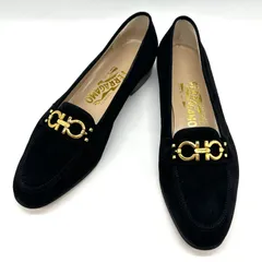 2025年最新】ferragamo ガンチーニ パンプスの人気アイテム - メルカリ