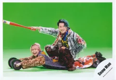 【中古】生写真(ジャニーズ) Snow Man/岩本照・佐久間大介/横型・全身/シングル「ブラザービート」MV＆ジャケ写オフショット/公式生写真