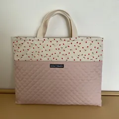 入園入学　ハンドメイド女の子　レッスンバッグ　キルティング　りんごとはち