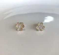 シルバー925 18Kコーティング CZダイヤ キュービック ジルコニア クローバー 花 フラワー ピアス 綺麗 レディース ゴールド