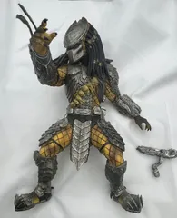 プレデターリアルフィギュア 未使用 約30cm Amazon.co.jp: AVP エイリアンvsプレデター プレデター リアル