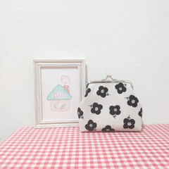 がま口（北欧風＊小花柄＊生成り）