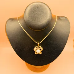 遺品生前整理　デザインネックレス　パール？　蝶　タツナリショウテン