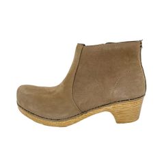 Item thumbnail for item 432385df-1701-4943-9c9f-2a0886ceaf26