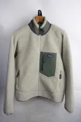 2018年製 パタゴニア patagonia クラシックレトロX フリースジャケット【S】【古着】【中古】【メンズ】【レディース】【男性】アメカジ アウトドア キャンプ 登山【ヴィンテージ】 【ビンテージ】Classic Retro-X 23056FA18