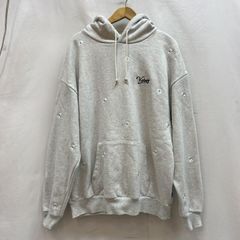 グレー ハート刺繍 ルーズフィットパーカー - メルカリ