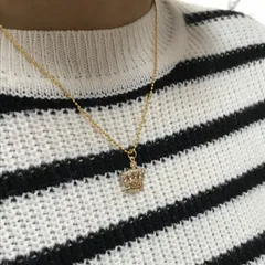 クラウン ネックレス ラインストーン ゴールド エリザベス 王冠 ペンダント Christian おしゃれ トレンド コインネックレス 送料込