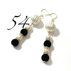54フロッキービーズ＆パールフックピアス ハンドメイド イヤリング 現品限り