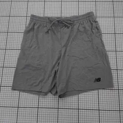 ◇ ⊂ New Balance ニューバランス ワンポイント ショート パンツ サイズＭ ライトグレー系 メンズ E  【1508260061995】