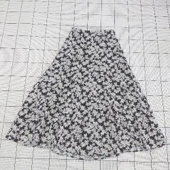 ◇ ⊂ プロポーションボディドレッシング 花柄 ロング フレア スカート サイズM ブラック ホワイト系 マルチ レディース E  【1508270009246】