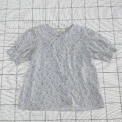 ◇ ⊂ w closet ダブルクローゼット 花柄 フリルカラー 半袖 シャツ ブラウス サイズM グレージュ ブルー系 レディース E  【1508270009604】