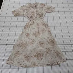 ◇ ⊂ DAY CLOSET デイ クローゼット シアー 花柄 半袖 膝下丈 ワンピース サイズＭ ホワイト系ベージュ系 レディース E  【1508270010273】