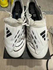 アディダス プレデター FT AG 260