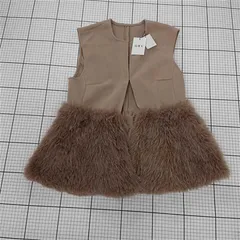 ◇ ⊇ 未使用 GRL グレイル タグ付き ペプラムファー切替ジレ ai83 サイズM ベージュ レディース E  【1509180000729】