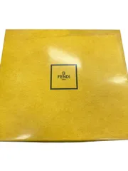 2026年最新】フェンディ 布団の人気アイテム - メルカリ