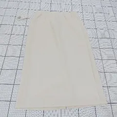 ◇ Θ 未使用 コムサイズム タグ付き バックスリット ロング タイト スカート サイズ11 ライトベージュ系 レディース E  【1509300013714】のサムネイル
