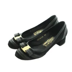 極美品❤箱付き☆フェラガモ【Ferragamo】ヴァラ パンプス 黒 極美品❤箱付き☆フェラガモ【Ferragamo】ヴァラ パンプス 黒