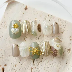 【和柄No.11】くすみグリーンの和柄ネイル　ネイルチップ　成人式　卒業式　袴　和装　振袖　和柄