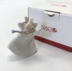 【新品】リヤドロ NAO love is him 新品】リヤドロ NAO love is him - メルカリ