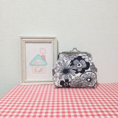 Item thumbnail for item a1fe2a5d-d64f-4fb6-899b-62e570b6eda8