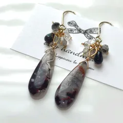 クレイジーレースアゲートと小さな天然石のピアス