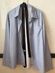 ストライプ シャツ + 黒 ネクタイ セット