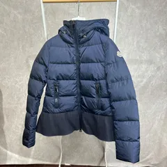 2025年最新】モンクレール ペプラムの人気アイテム - メルカリ