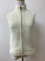 マカフィー アイボリーニットベスト ナイロンフード付き