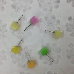 キャンディみたいな透明キューブレジンピアス｜カラフルで可愛いアクセサリー ハンドメイド  oh-00618