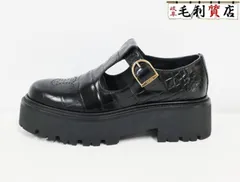 セリーヌ CELINE バルキー トリオンフ パーフォレイテッドベビーズ 348613656C サイズ37 極上美品 【中古】シューズ 靴のサムネイル