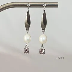 淡水パール＆ほんのりストロベリーピンク・クリスタル　ピアス　・・✽・・　〈サージカルステンレス　フック〉