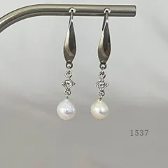 淡水パール＆クリスタル　ピアス　・・✽・・　〈真珠　サージカルステンレス　フック　結婚式　オフィスカジュアル〉