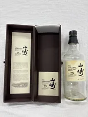 山崎25年 ウイスキー 空瓶未洗浄美品白箱付き 山崎25年 ウイスキー 空瓶未洗浄美品白箱付き