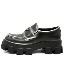 2025年最新】prada ローファー モノリスの人気アイテム - メルカリ