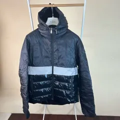 【大人OK】【軽量】MONCLERモンクレールライトダウンラバーワッペン黒14Aのサムネイル