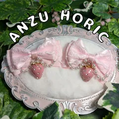 いちごチャーム　りぼんヘアクリップ　3段重ね　パール　量産型　姫系　地雷　推し　ぴんく