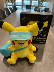 ピカチュウぬいぐるみ
