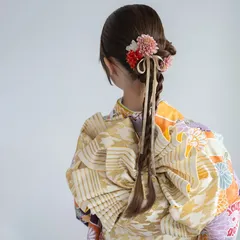 【成人式振袖髪飾り編みおろしリボンヘアアレンジA】ヘッドドレスピンク/赤紫/白＆リボンゴールド/卒業式袴/和装前撮り/和装結婚式白無垢/色打掛/小学校卒業式袴/ハーフ成人式/卒園式の教員様✳︎ロングヘアーに人気の編み下ろし